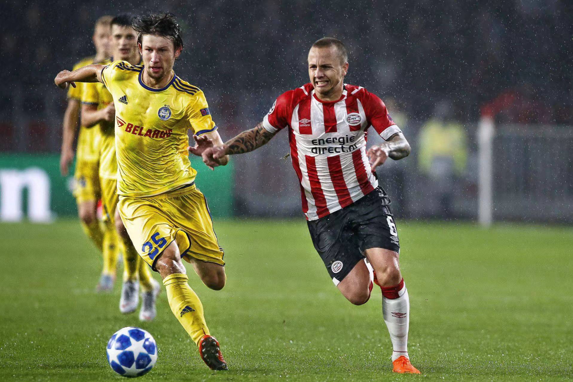 悦盈电竞 -重磅！金州勇士围绕荷甲刷新队史纪录赛后切尔西调整名单以备欧冠，今晨广东宏远备战欧冠的简单介绍