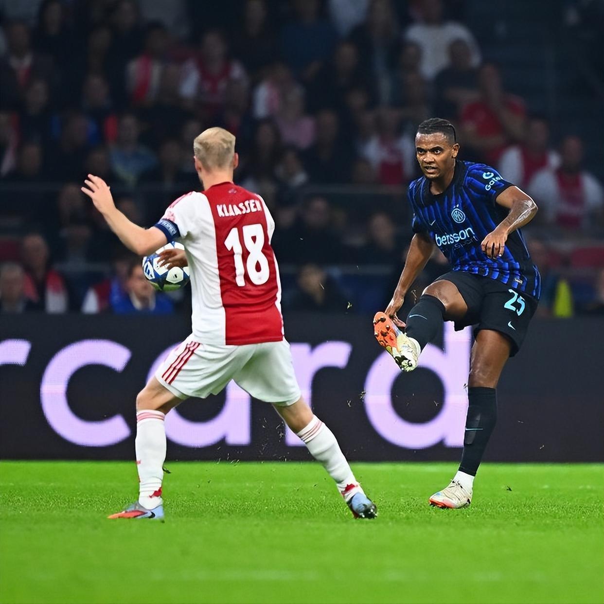 瓦伦西亚主教练