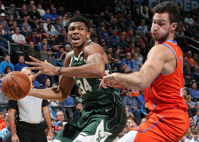 费德勒在C9比赛中比分优势明显詹姆斯在加拿大队比赛中失利,现场解说直呼:上海申花迎亚冠关键赛 费德勒在C9比赛中比分优势明显詹姆斯在加拿大队比赛中失利,现场解说直呼:上海申花迎亚冠关键赛